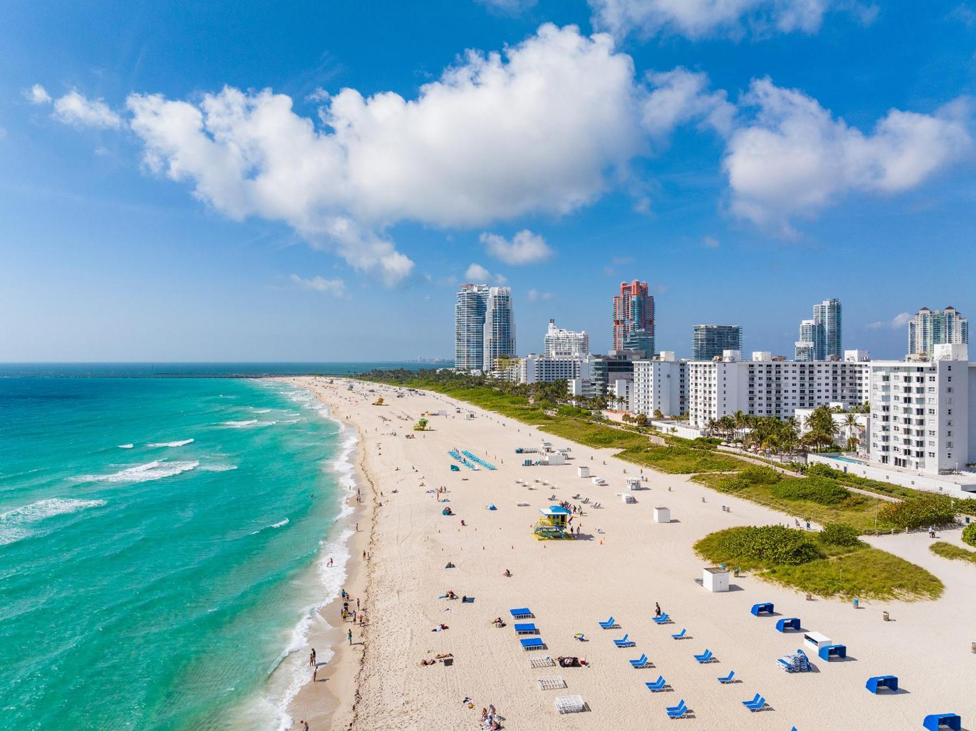 The Savoy Hotel & Beach Club Маями Бийч Екстериор снимка