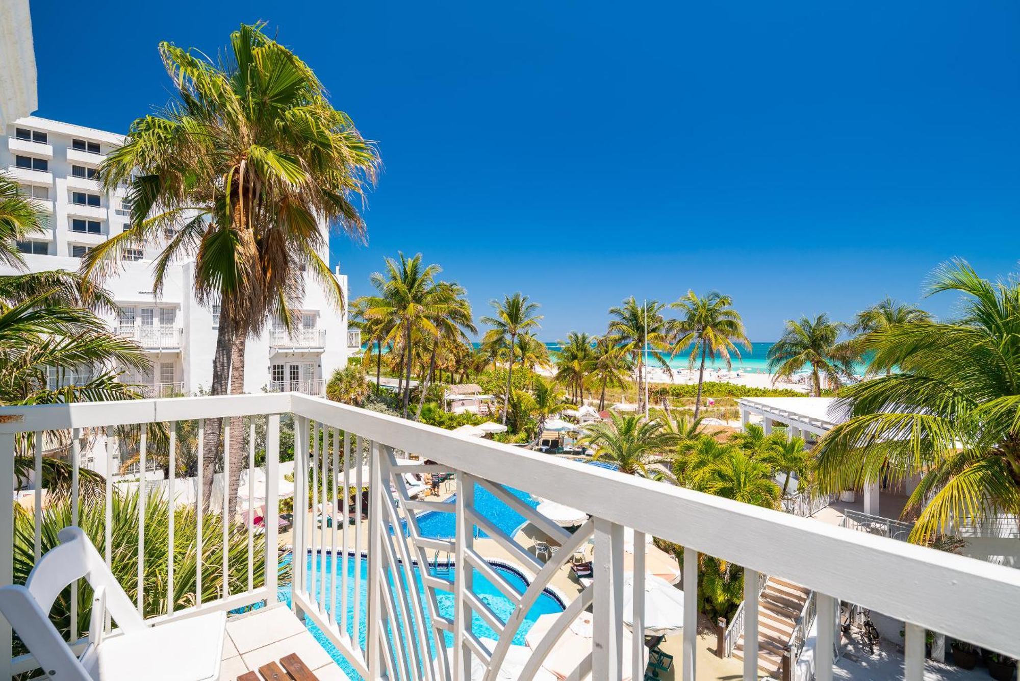 The Savoy Hotel & Beach Club Маями Бийч Екстериор снимка